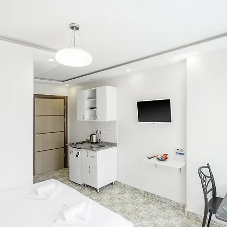 Apartmanhotel The Red Tent Social 4*