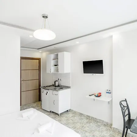 The Red Tent 88 * İstanbul