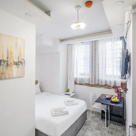 Aparthotel The Red Tent 88