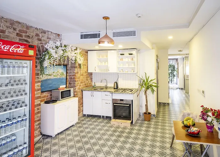 The Red Tent Social 4*